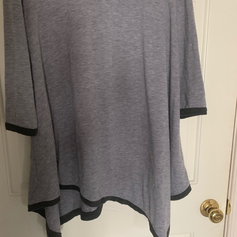 Asymmetrical Tunic - Picture 4 of 4